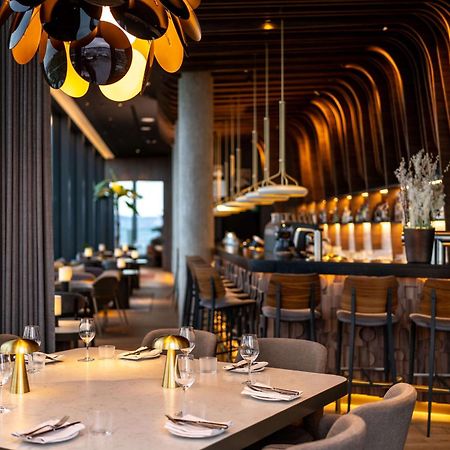 Radisson Blu Hotel At Porsche Design Tower Stuttgart Zewnętrze zdjęcie