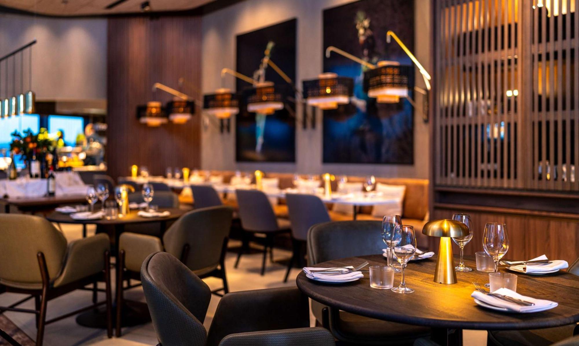 Radisson Blu Hotel At Porsche Design Tower Stuttgart Zewnętrze zdjęcie