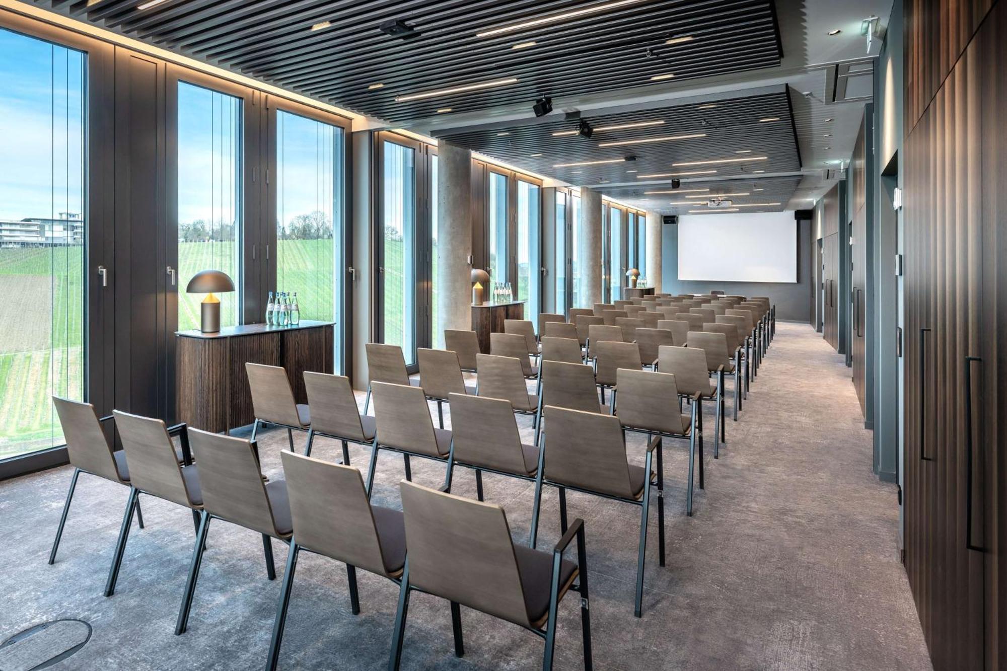 Radisson Blu Hotel At Porsche Design Tower Stuttgart Zewnętrze zdjęcie