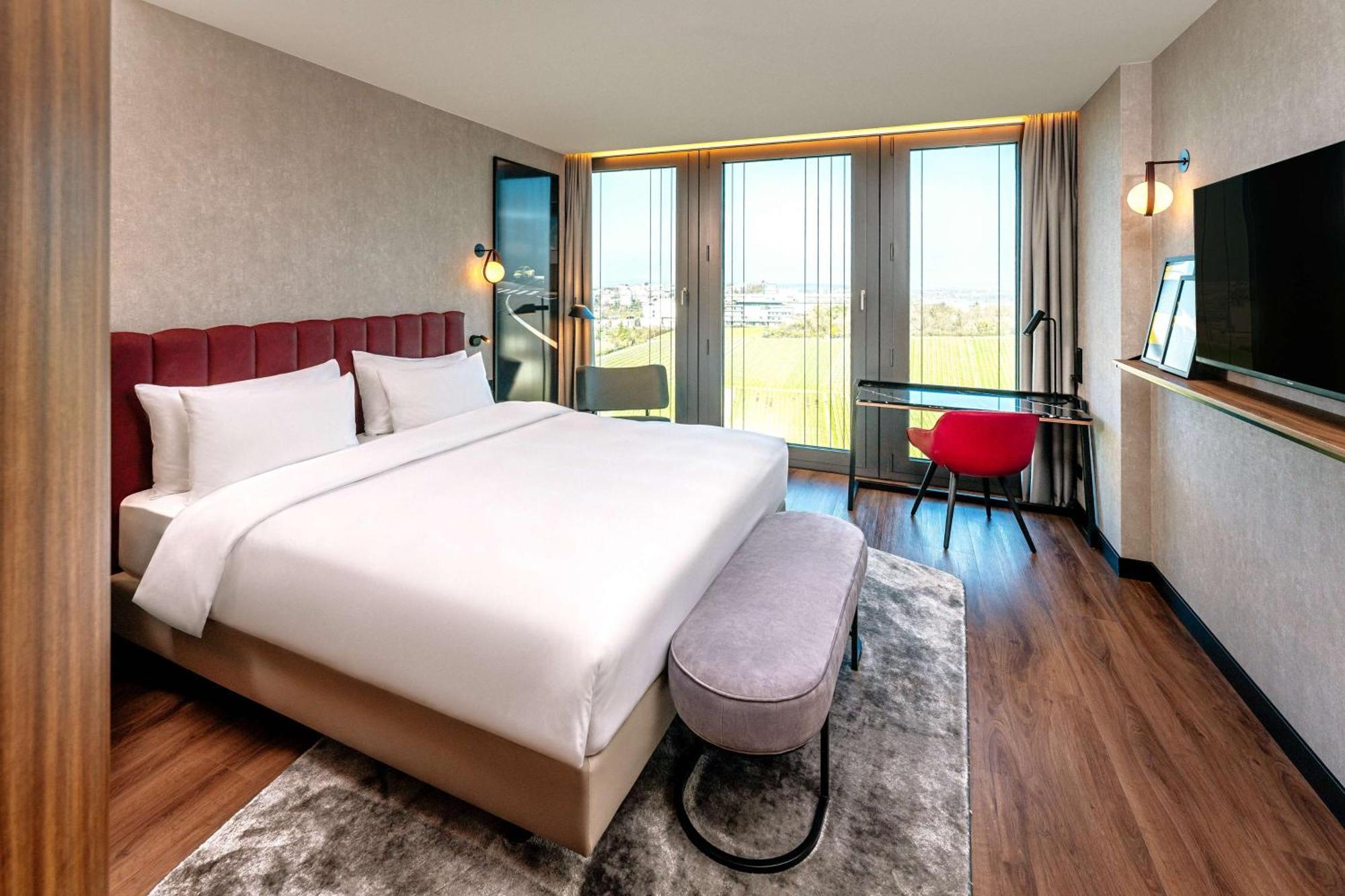 Radisson Blu Hotel At Porsche Design Tower Stuttgart Zewnętrze zdjęcie